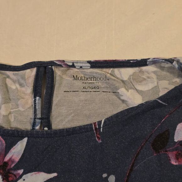 Motherhood Maternity Xl keyhole blue maternity floral top - Picture 5 of 9